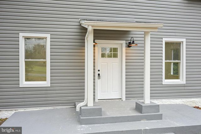 998 E BUTLER AVE, Vineland, NJ 08360