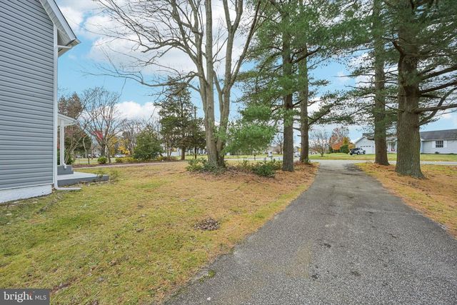 998 E BUTLER AVE, Vineland, NJ 08360