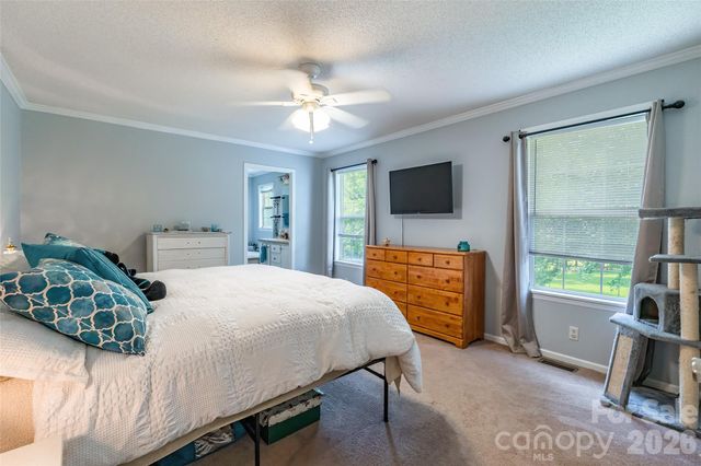 1828 Pine Hollow Place, Hudson, NC 28638