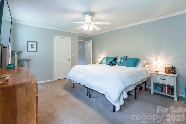 1828 Pine Hollow Place, Hudson, NC 28638