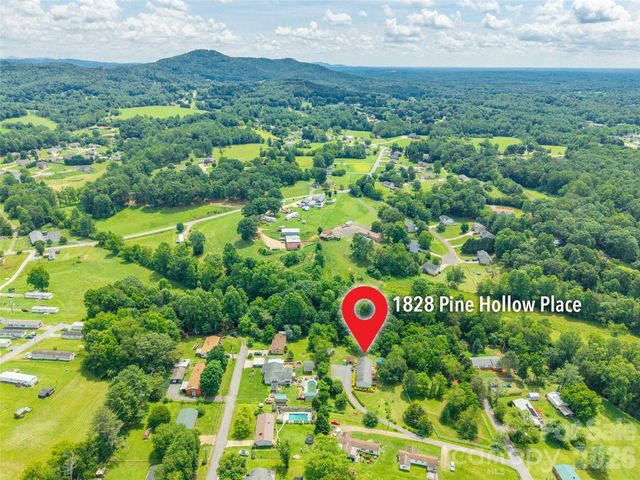 1828 Pine Hollow Place, Hudson, NC 28638