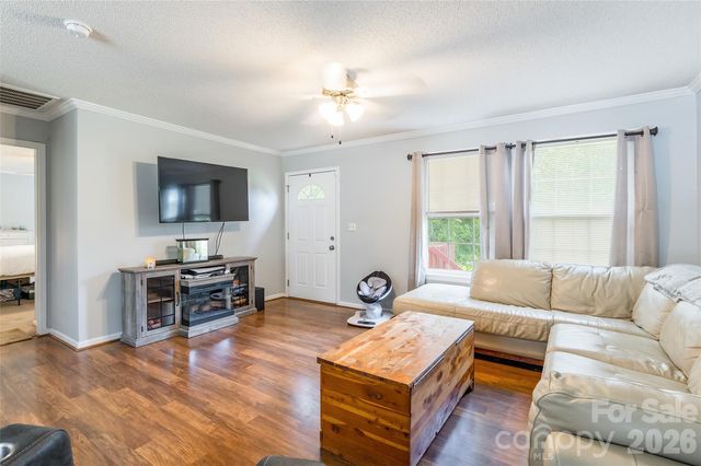 1828 Pine Hollow Place, Hudson, NC 28638