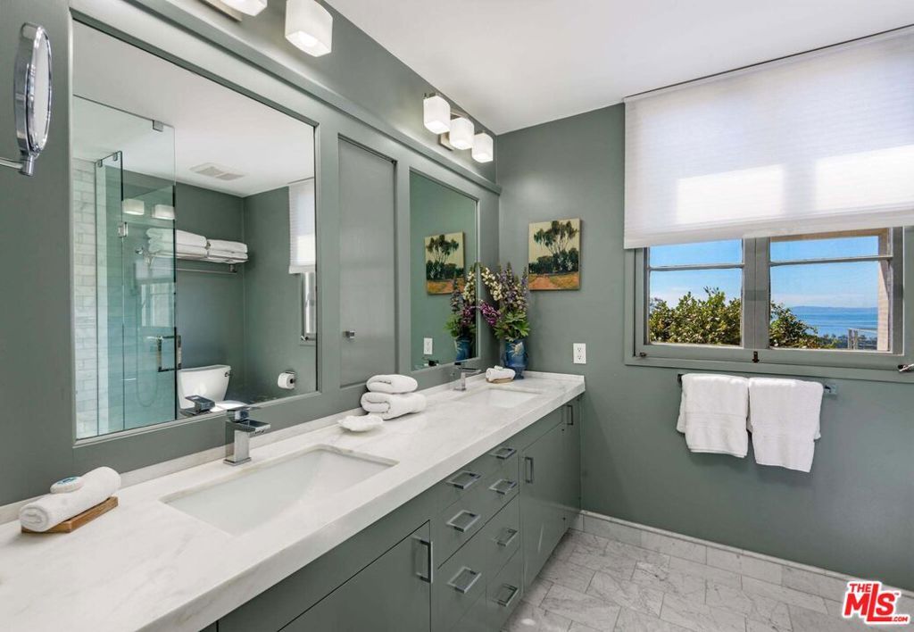 Image 14 of property listing at 7401 Shepard Mesa Road, Carpinteria, CA 93013