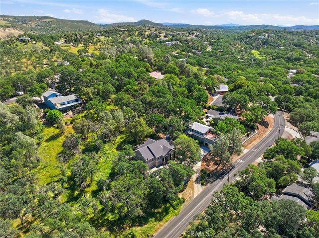 19370 Park Ridge, Hidden Valley Lake, CA 95467