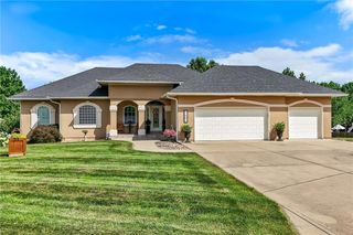 1401 Ann Circle, Excelsior Springs, MO 64024