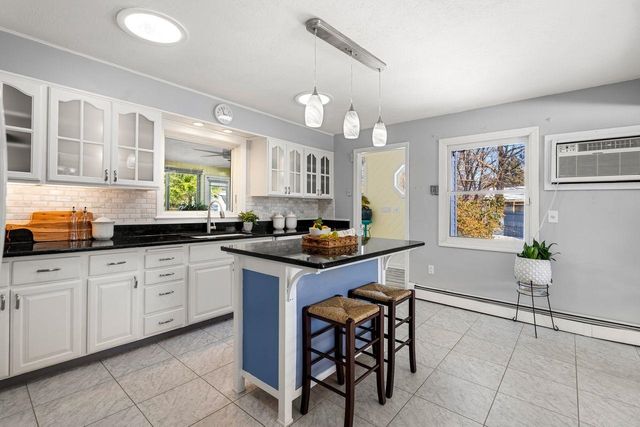 6 Golden Gate Drive, Hooksett, NH 03106