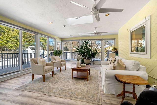 6 Golden Gate Drive, Hooksett, NH 03106