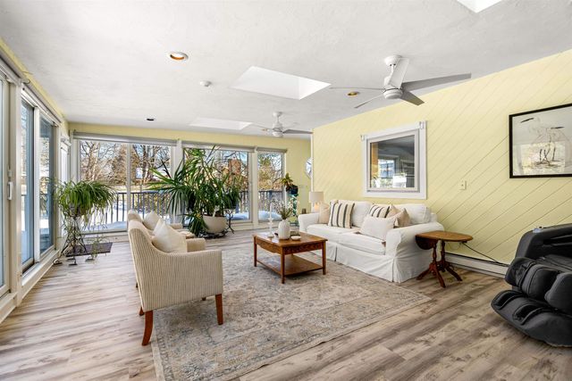 6 Golden Gate Drive, Hooksett, NH 03106