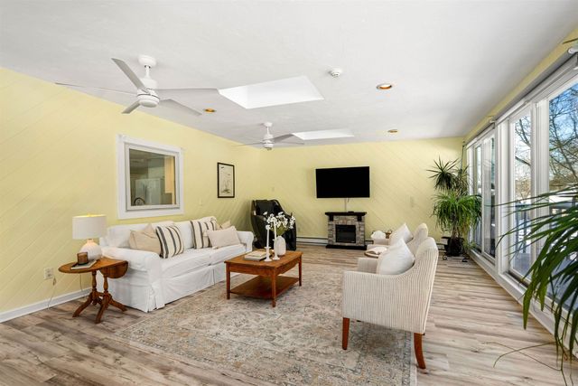 6 Golden Gate Drive, Hooksett, NH 03106