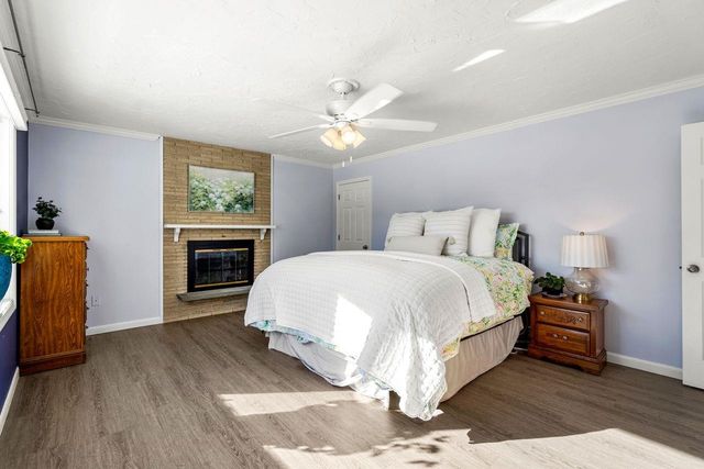 6 Golden Gate Drive, Hooksett, NH 03106