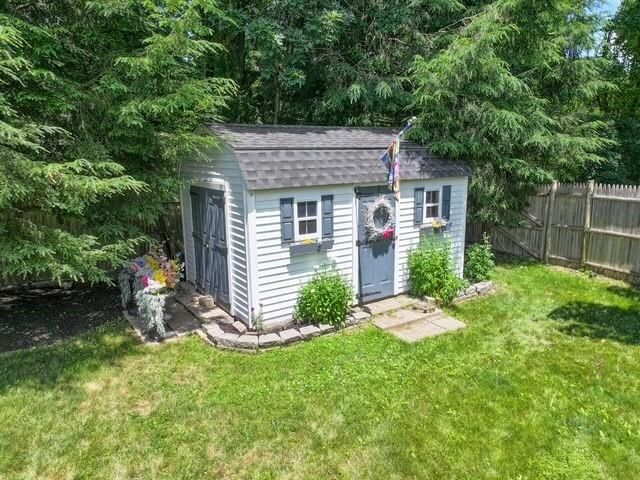 6 Golden Gate Drive, Hooksett, NH 03106