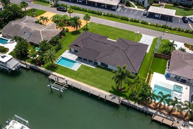 525 SLOOP LANE, Longboat Key, FL 34228