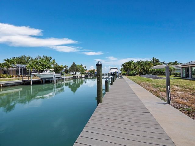 525 SLOOP LANE, Longboat Key, FL 34228