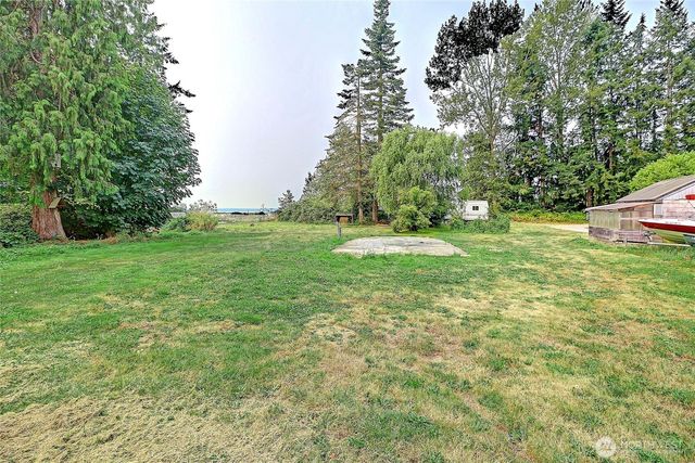 7212 Pioneer Hwy, Stanwood, WA 98292