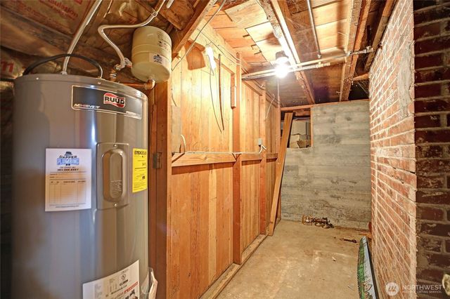7212 Pioneer Hwy, Stanwood, WA 98292