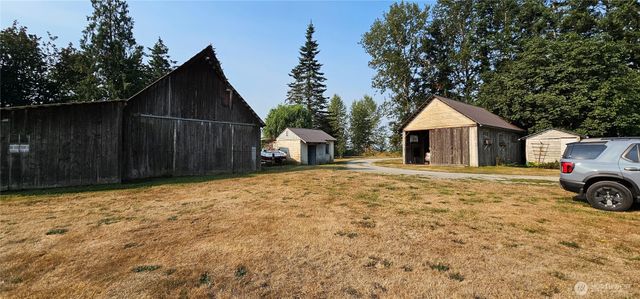 7212 Pioneer Hwy, Stanwood, WA 98292