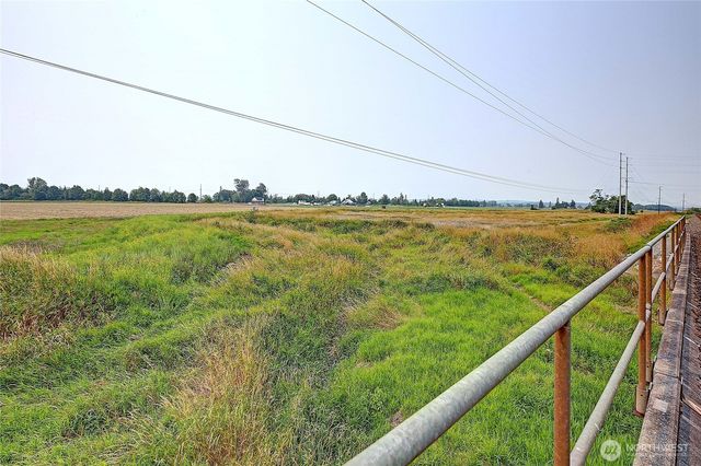 7212 Pioneer Hwy, Stanwood, WA 98292