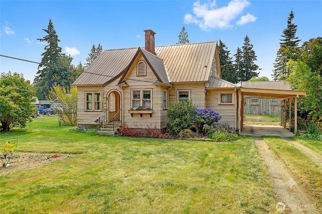 7212 Pioneer Hwy, Stanwood, WA 98292