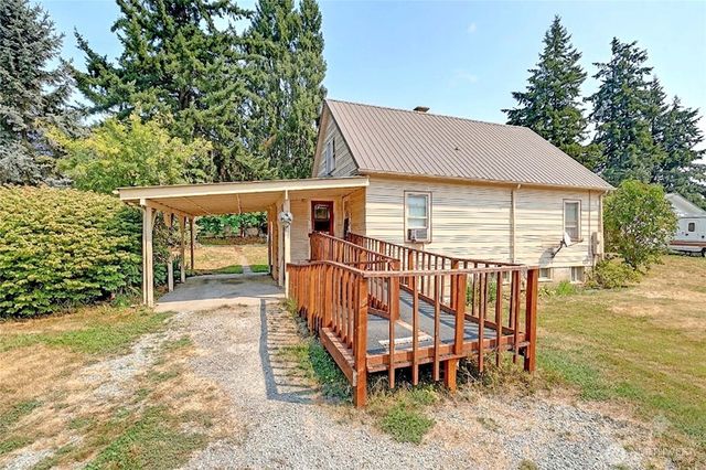 7212 Pioneer Hwy, Stanwood, WA 98292