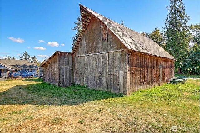7212 Pioneer Hwy, Stanwood, WA 98292