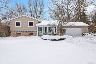 4164 Lake Knolls Drive, Oxford Charter Township, MI 48371