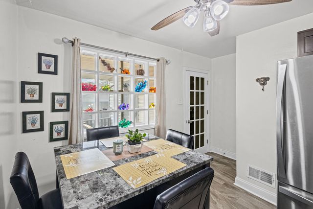 8340 S Yates Boulevard, Chicago, IL 60617
