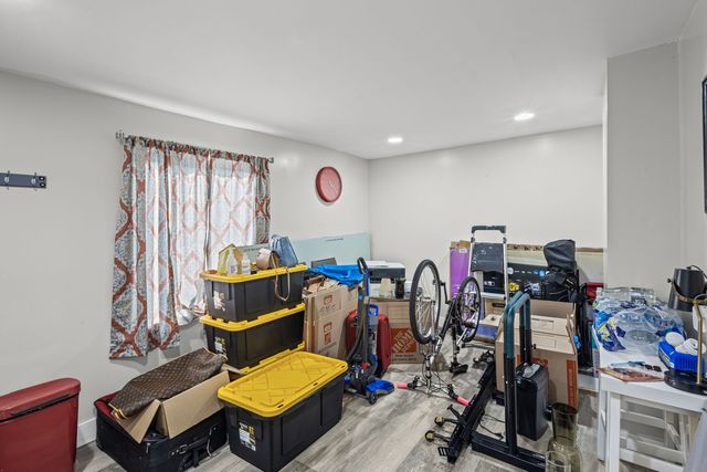 8340 S Yates Boulevard, Chicago, IL 60617