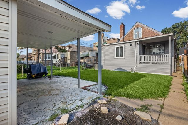 8340 S Yates Boulevard, Chicago, IL 60617