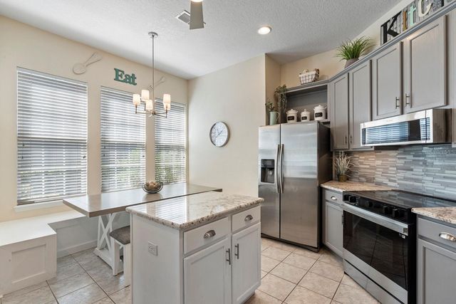 236 LONGVIEW AVENUE, Celebration, FL 34747