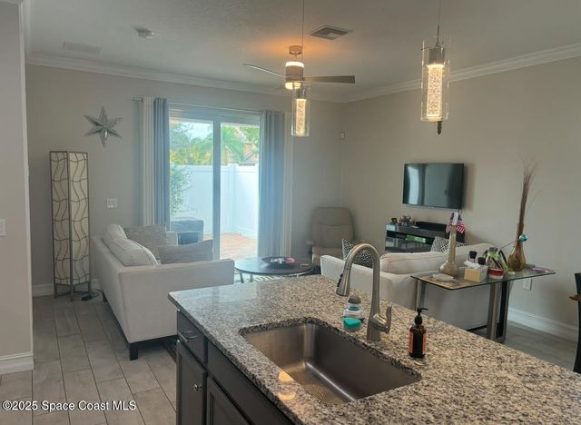 1805 Noel Place 104, Melbourne, FL 32935