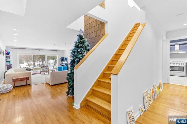 55 Hidden Ledge Road, Englewood, NJ 07631