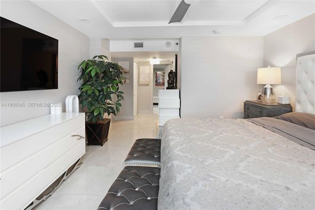 1201 S Ocean Dr 2505N, Hollywood, FL 33019