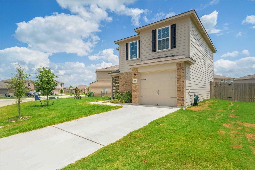531 Yearwood LN 25D, Jarrell, TX 76537