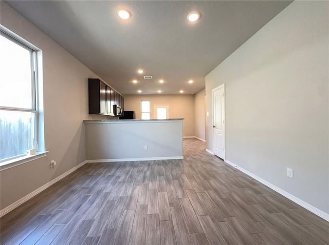 919 Cobalt Crest Lane, Houston, TX 77336