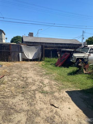916 33rd Street, Bakersfield, CA 93301