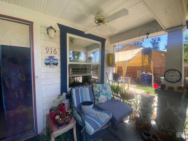 916 33rd Street, Bakersfield, CA 93301