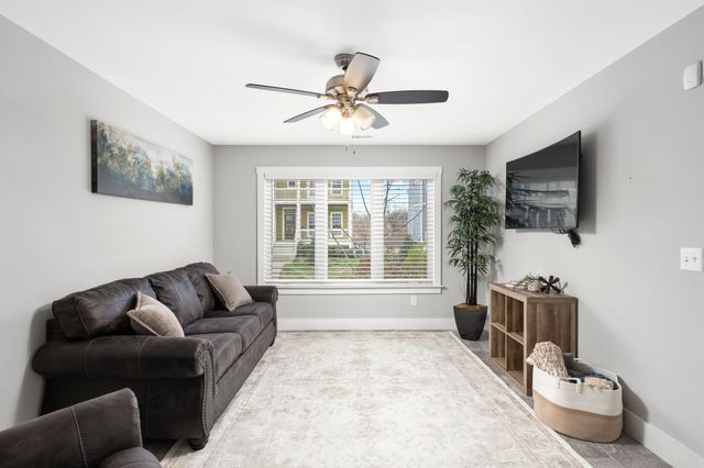 222 22nd St, Old Hickory, TN 37138