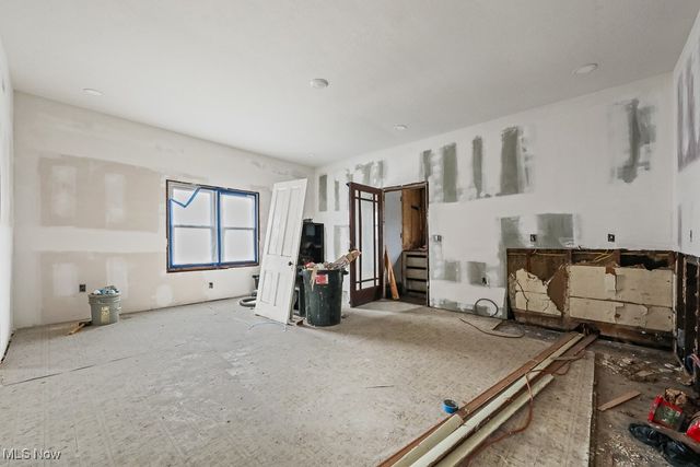 91 Union Avenue SE, Minerva, OH 44657