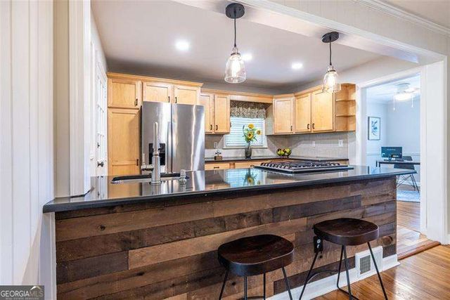 868 Scott Circle, Decatur, GA 30033