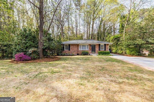 868 Scott Circle, Decatur, GA 30033