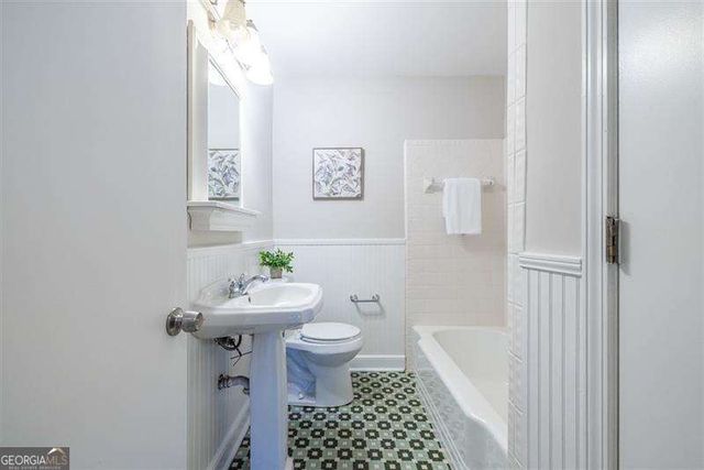 868 Scott Circle, Decatur, GA 30033