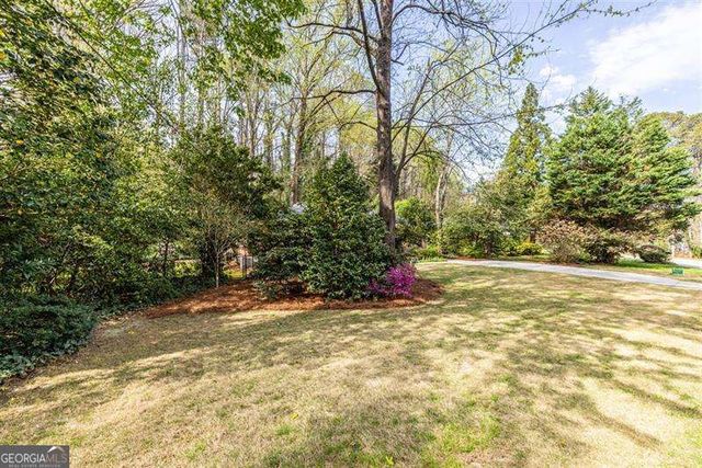868 Scott Circle, Decatur, GA 30033