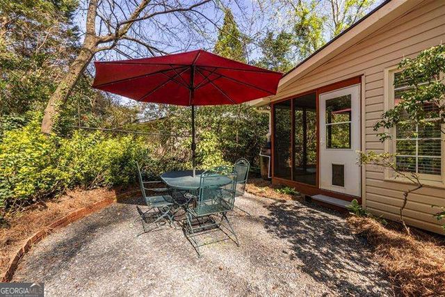 868 Scott Circle, Decatur, GA 30033