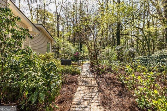 868 Scott Circle, Decatur, GA 30033