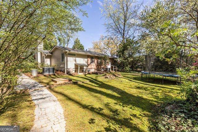 868 Scott Circle, Decatur, GA 30033