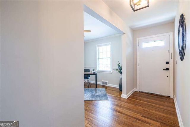 868 Scott Circle, Decatur, GA 30033