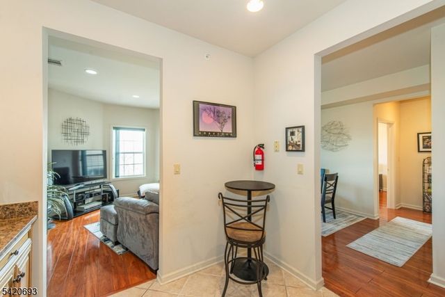 375 Rifle Camp Rd 403, Woodland Park, NJ 07424