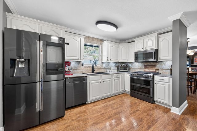 33 Birch Avenue, Shalimar, FL 32579