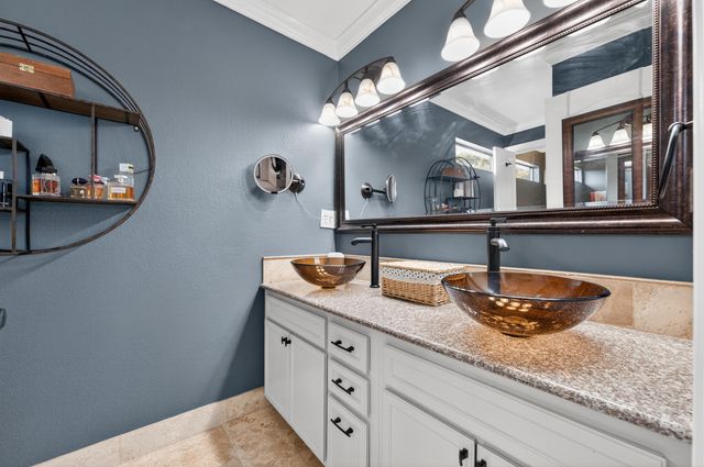 33 Birch Avenue, Shalimar, FL 32579