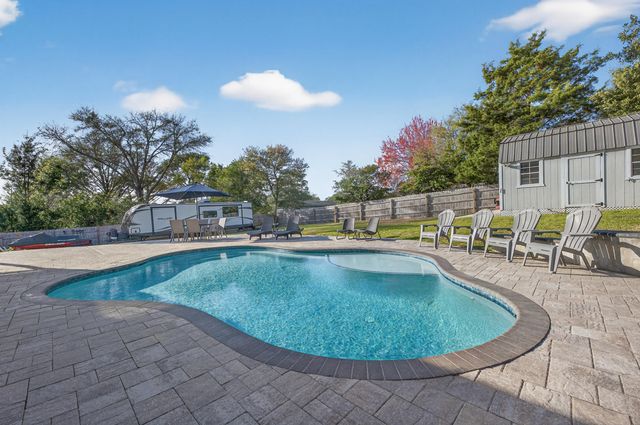 33 Birch Avenue, Shalimar, FL 32579